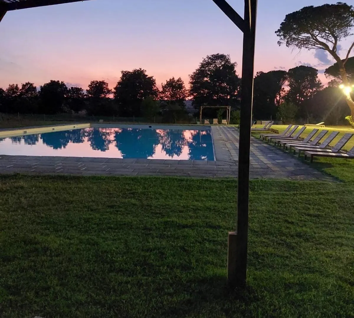 Tenuta La Fratta Sinalunga 0*,  Italy